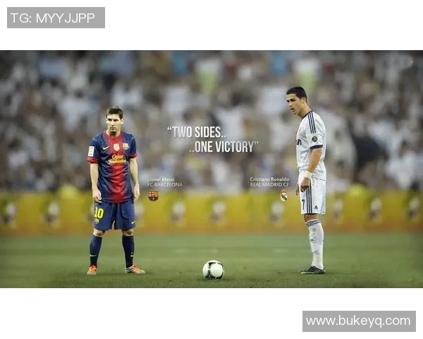 足球明星女生后背纹身艺术展示与个性风格解析