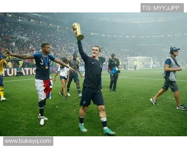 格列兹曼在球场上的传奇旅程与未来发展潜力分析